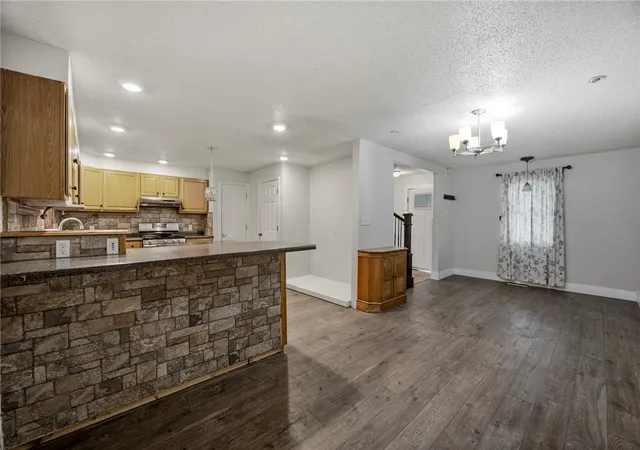 Photo 3 of Single family home for sale at 210 Locust St, Dardanelle, AR 72834 | MLS# 1357735 | Listing updated on 2026-08-28