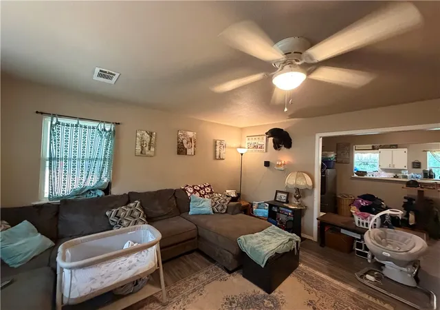 Photo 4 of Single family home for sale at 208 Cr 3510, Clarksville, AR 72830 | MLS# 1358109 | Listing updated on 2026-09-13