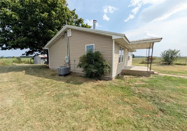 Photo 3 of Single family home for sale at 579 Mc 2033, Yellville, AR 72687 | MLS# 1358157 | Listing updated on 2026-09-04