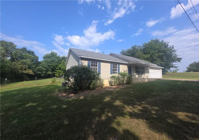 Photo 2 of Single family home for sale at 3965 N Gulley Rd, Fayetteville, AR 72703 | MLS# 1358159 | Listing updated on 2026-09-14