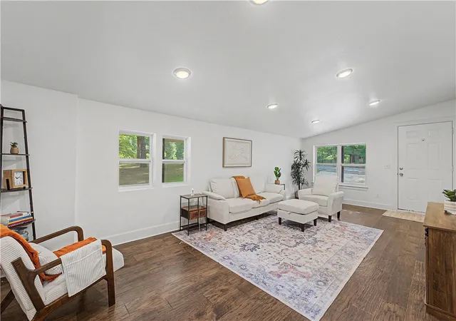 Photo 1 of Single family home for sale at 4 Evesham Ln, Bella Vista, AR 72714 | MLS# 1358130 | Listing updated on 2026-09-03