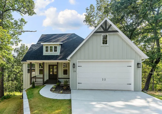Photo 1 of Sale Pending at 26 Carew Dr, Bella Vista, AR 72714 | MLS# 1357925 | Listing updated on 2026-10-04