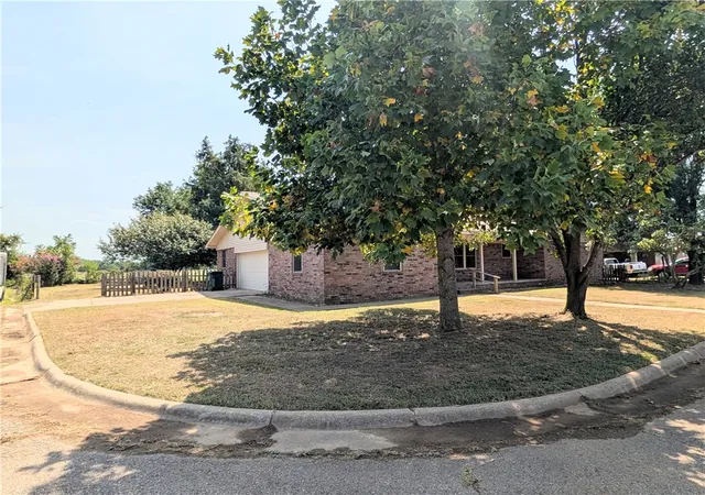 Photo 3 of Sale Pending at 1206 Woodlawn Ave, Booneville, AR 72927 | MLS# 1358232 | Listing updated on 2026-09-01