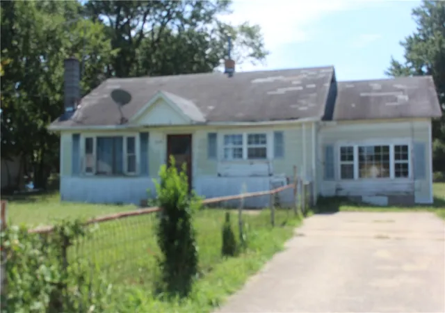 Photo 2 of Sale Pending at 719 Main St, Gravette, AR 72736 | MLS# 1358254 | Listing updated on 2026-08-28