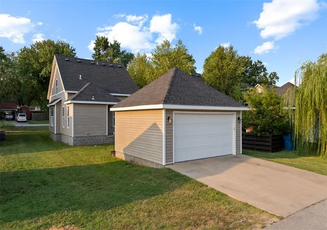 Photo 3 of Single family home for sale at 407 Se Birmingham St, Gravette, AR 72736 | MLS# 1358305 | Listing updated on 2026-08-28