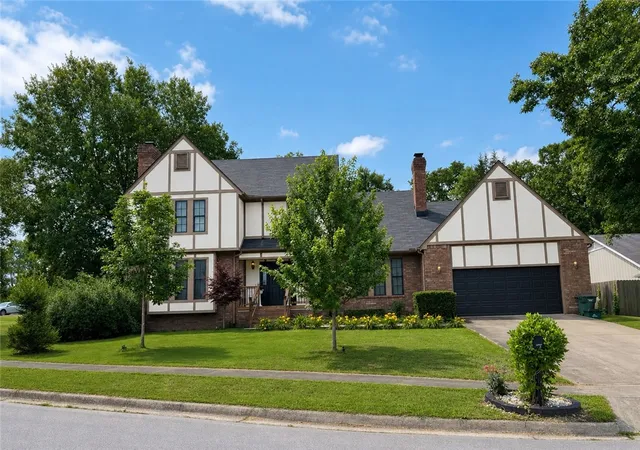 Photo 3 of Single family home for sale at 2795 E Hardy Ln, Fayetteville, AR 72703 | MLS# 1358249 | Listing updated on 2026-08-30