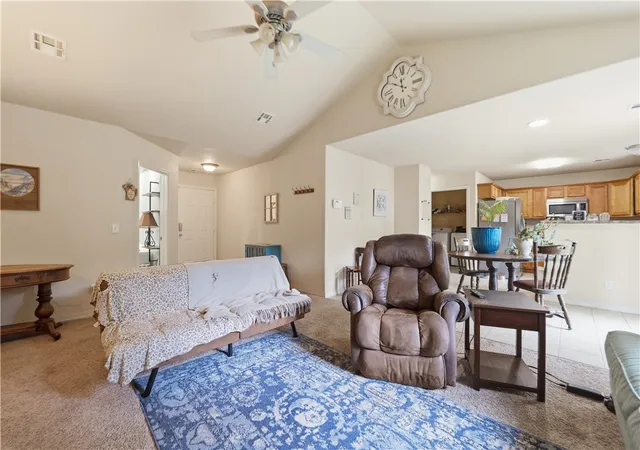 Photo 4 of Sale Pending at 4 Doon Ln, Bella Vista, AR 72715 | MLS# 1358408 | Listing updated on 2026-09-03