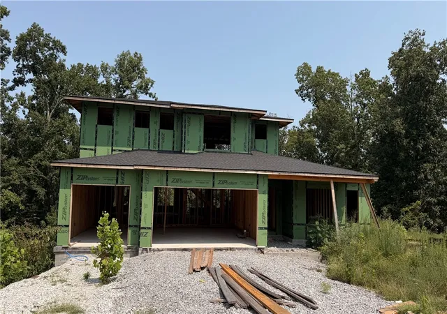 Photo 1 of Sale Pending at 7 Kintyre Pl, Bella Vista, AR 72715 | MLS# 1358231 | Listing updated on 2026-09-03