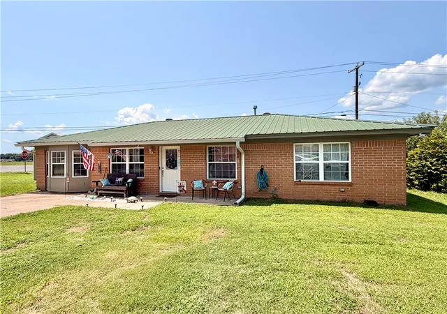 Photo 1 of Single family home for sale at 132 Yelco Dr, Dardanelle, AR 72834 | MLS# 1358425 | Listing updated on 2026-08-28