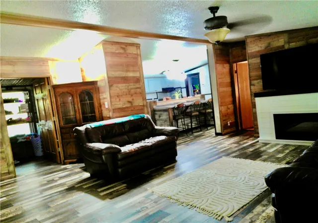 Photo 3 of Single family home for sale at 162 Springhill Rd, Anderson, MO 64831 | MLS# 1358389 | Listing updated on 2026-09-08
