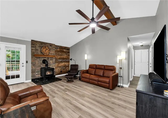 Photo 3 of Single family home for sale at 2 Saint Neots Ln, Bella Vista, AR 72714 | MLS# 1358379 | Listing updated on 2026-09-23