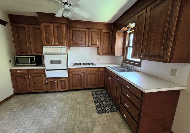 Photo 4 of Single family home for sale at 705 Beverly Dr, Harrison, AR 72601 | MLS# 1358524 | Listing updated on 2026-09-21