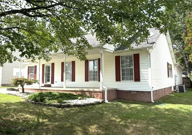 Photo 1 of Single family home for sale at 3801 Shields Dr, Harrison, AR 72601 | MLS# 1358404 | Listing updated on 2026-08-28