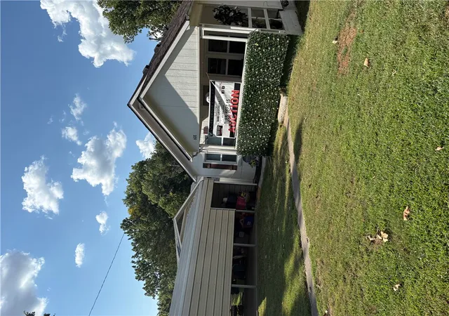 Photo 2 of Single family home for sale at 608 Gary Ct, Neosho, MO 64850 | MLS# 1358552 | Listing updated on 2026-09-11
