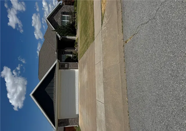 Photo 1 of Single family home for sale at 510 Buffalo Gap Dr, Siloam Springs, AR 72761 | MLS# 1358565 | Listing updated on 2026-09-13