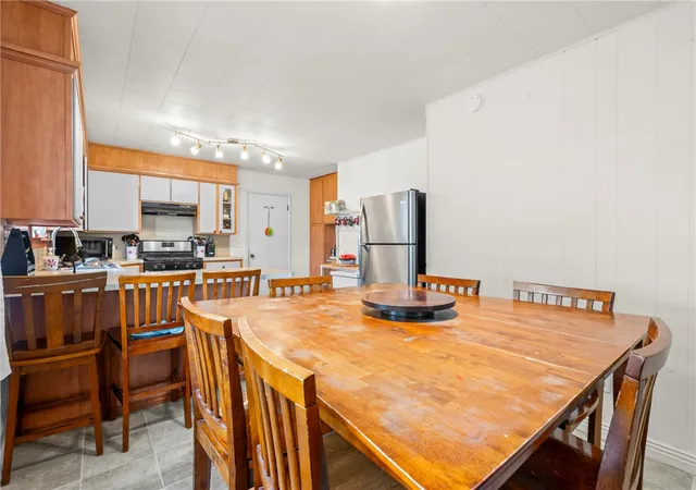Photo 3 of Single family home for sale at 324 S Eastern Ave, Gentry, AR 72734 | MLS# 1358572 | Listing updated on 2026-09-14
