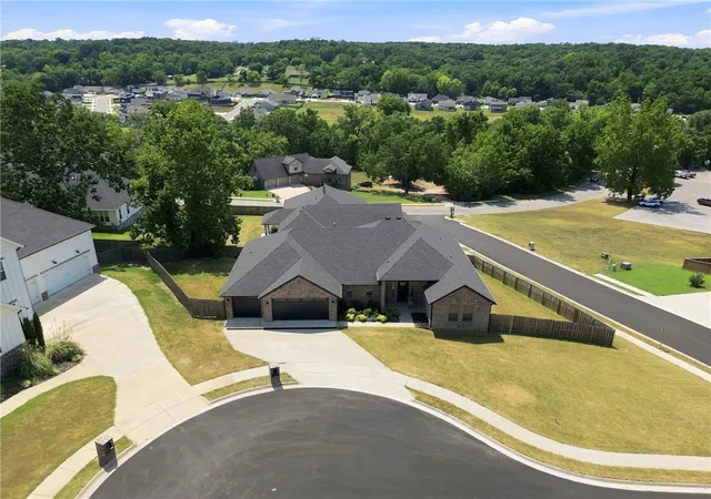 Photo 1 of Single family home for sale at 1321 Jefferson Ct, Pea Ridge, AR 72751 | MLS# 1358445 | Listing updated on 2026-09-06