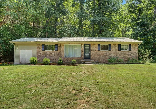 Photo 1 of Single family home for sale at 3300 Monte Ne Rd, Rogers, AR 72758 | MLS# 1358064 | Listing updated on 2026-09-05