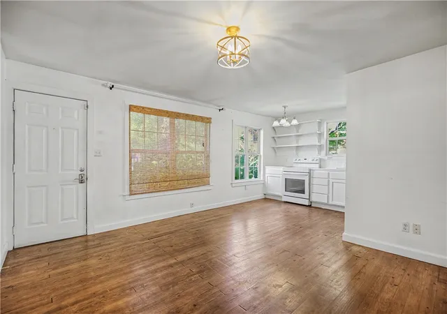 Photo 4 of Single family home for sale at 1432 Van Buren Ave, Fayetteville, AR 72701 | MLS# 1358634 | Listing updated on 2026-09-09