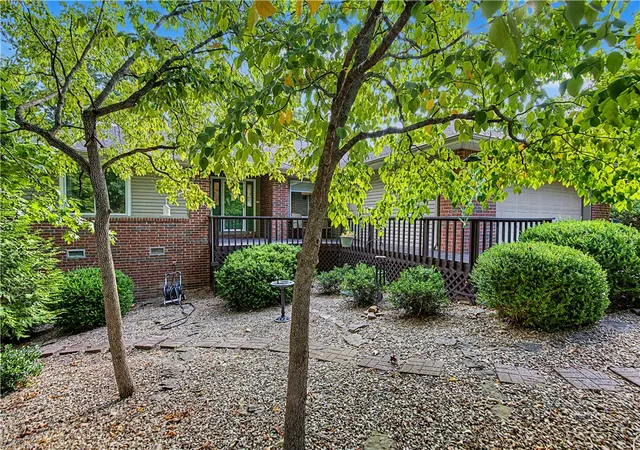 Photo 1 of Sale Pending at 4 Roding Cir, Bella Vista, AR 72715 | MLS# 1358661 | Listing updated on 2026-08-30