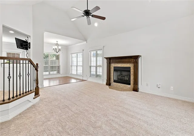 Photo 3 of Single family home for sale at 833 E Birwin St, Fayetteville, AR 72703 | MLS# 1358101 | Listing updated on 2026-09-23