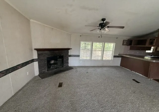 Photo 4 of Manufactured home for sale at 15 Lemay Ln, Russellville, AR 72802 | MLS# 1358721 | Listing updated on 2026-09-22
