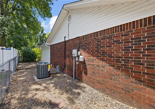 Photo 35 of Single family home for sale at 1612 E L St, Russellville, AR 72801 | MLS# 1358312 | Listing updated on 2026-08-29