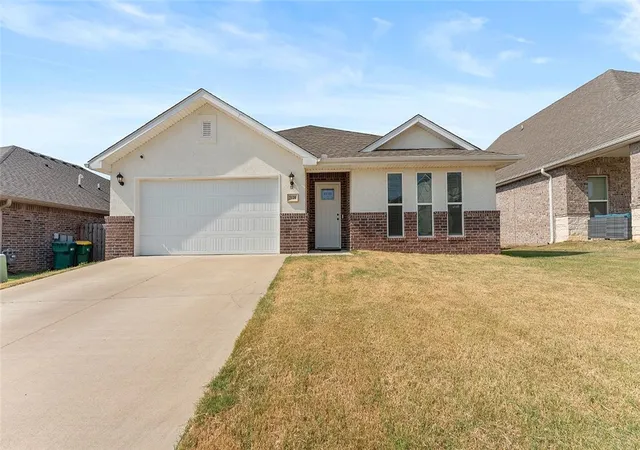 Photo 2 of Single family home for sale at 2120 Tallgrass Ter, Centerton, AR 72719 | MLS# 1358458 | Listing updated on 2026-10-21