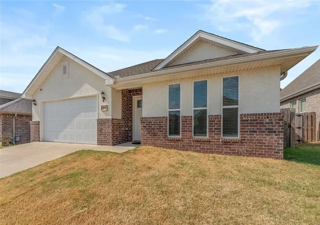 Photo 2 of Single family home for sale at 2120 Tallgrass Ter, Centerton, AR 72719 | MLS# 1358458 | Listing updated on 2026-10-07