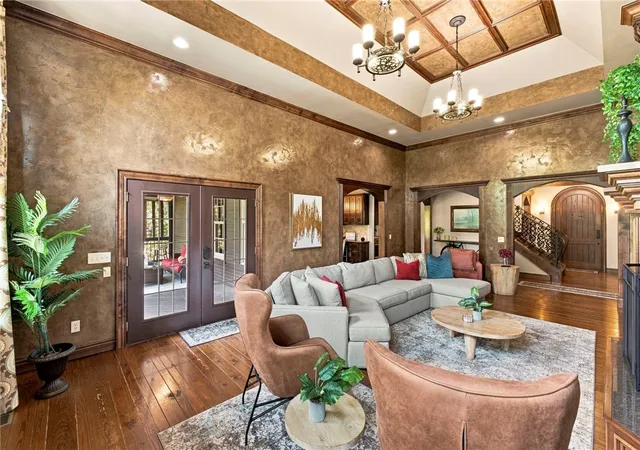 Photo 3 of Mansion for sale at 905 Nw Provence Pl, Bentonville, AR 72712 | MLS# 1358449 | Listing updated on 2026-09-19