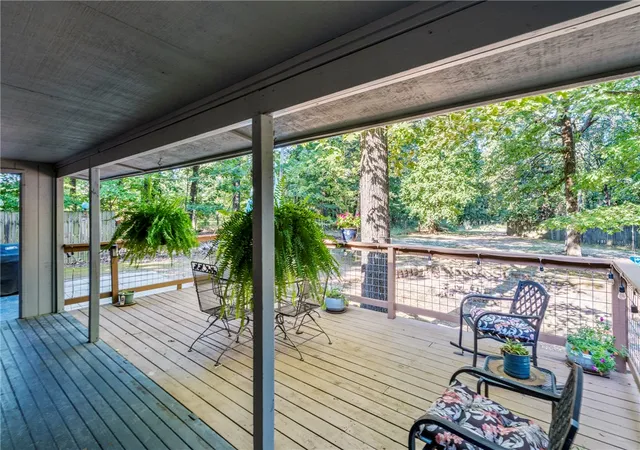 Photo 2 of Single family home for sale at 10899 Hummingbird Rd, Gravette, AR 72736 | MLS# 1358260 | Listing updated on 2026-09-07