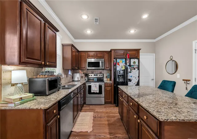 Photo 3 of Single family home for sale at 1140 S Oxbow Way, Fayetteville, AR 72704 | MLS# 1358681 | Listing updated on 2026-09-11