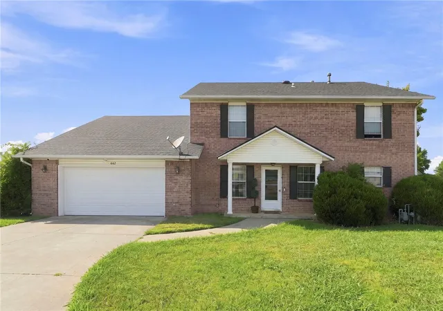 Photo 1 of Multi family home for sale at 662 N Meadowlands Dr, Fayetteville, AR 72704 | MLS# 1358326 | Listing updated on 2026-09-02
