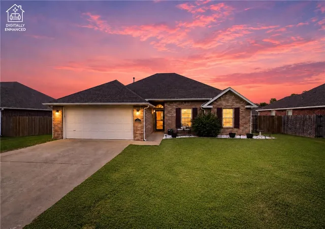 Photo 2 of Single family home for sale at 3644 W Clearwood Dr, Fayetteville, AR 72704 | MLS# 1358801 | Listing updated on 2026-09-20