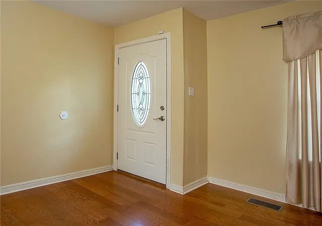 Photo 3 of Sale Pending at 2504 W 2nd Lane, Russellville, AR 72801 | MLS# 1358347 | Listing updated on 2026-09-01