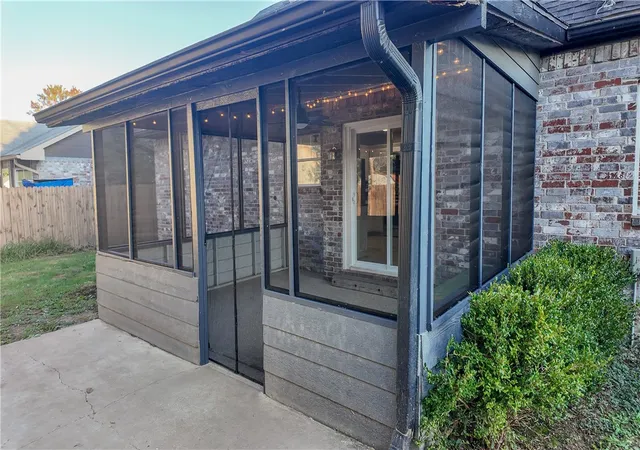 Photo 3 of Single family home for sale at 2711 Bishop Dr, Rogers, AR 72756 | MLS# 1358985 | Listing updated on 2026-10-07