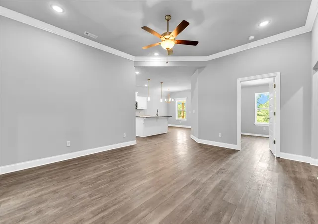 Photo 4 of Sale Pending at 248 Lavona Ln, Huntsville, AR 72740 | MLS# 1358997 | Listing updated on 2026-09-10