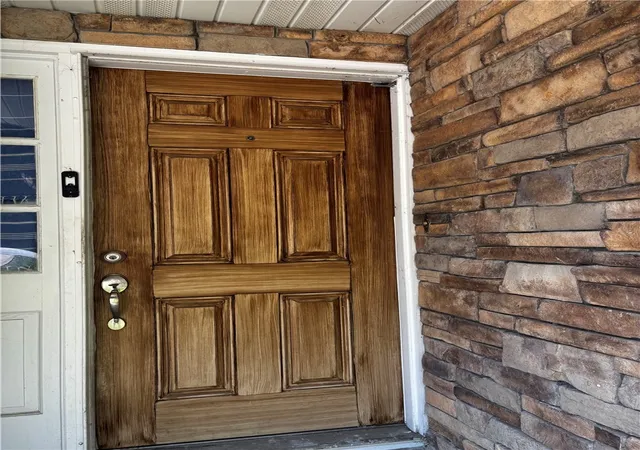 Photo 3 of Single family home for sale at 69 Leatherwood Dr, Holiday Island, AR 72631 | MLS# 1358990 | Listing updated on 2026-09-14
