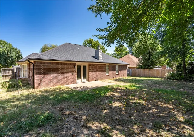 Photo 3 of Single family home for sale at 303 Edgehill Ave, Lowell, AR 72745 | MLS# 1359005 | Listing updated on 2026-09-05