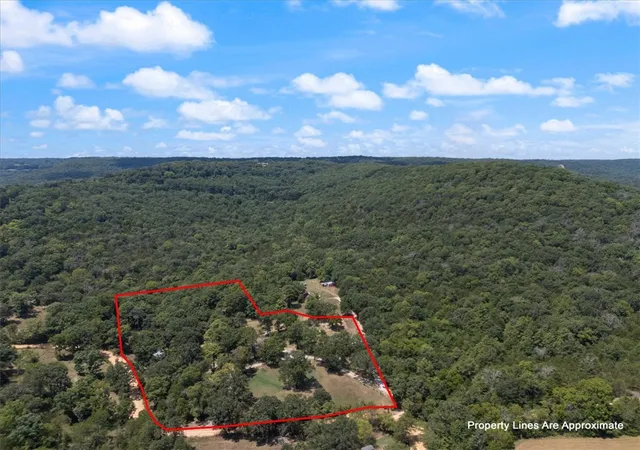 Photo 3 of Multi family home for sale at 2412 And 2414 County Rd 216, Eureka Springs, AR 72632 | MLS# 1359058 | Listing updated on 2026-09-06