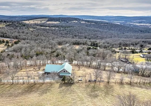 Photo 3 of Single family home for sale at 20096 E Highway 74, Elkins, AR 72727 | MLS# 1358763 | Listing updated on 2026-08-29