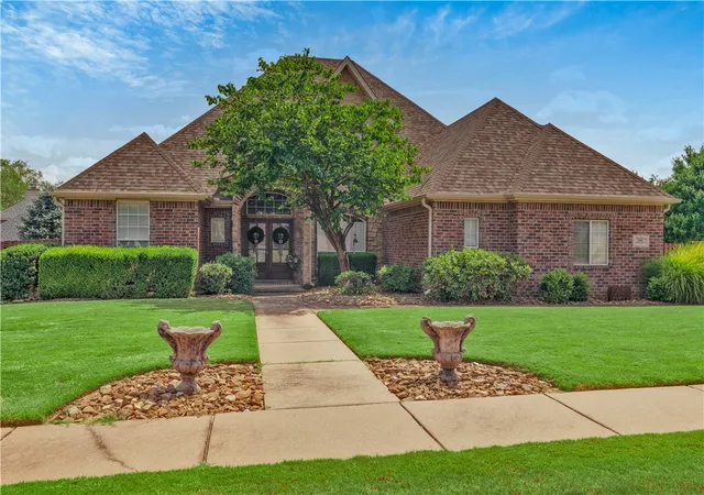 Photo 1 of Single family home for sale at 4704 W Mossy Oak Trl, Rogers, AR 72758 | MLS# 1359070 | Listing updated on 2026-10-02