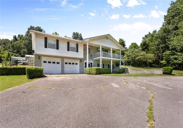 Photo 2 of Single family home for sale at 3696 Ar 397, Harrison, AR 72601 | MLS# 1359085 | Listing updated on 2026-09-02