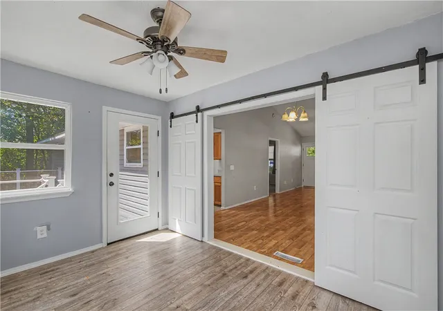 Photo 4 of Single family home for sale at 21 Thackery Ln, Bella Vista, AR 72714 | MLS# 1358103 | Listing updated on 2026-09-01