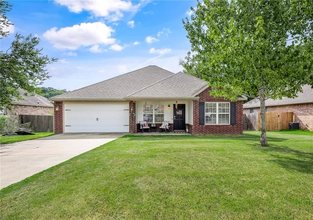 Photo 1 of Single family home for sale at 6043 Cord Ave, Springdale, AR 72762 | MLS# 1358306 | Listing updated on 2026-09-09