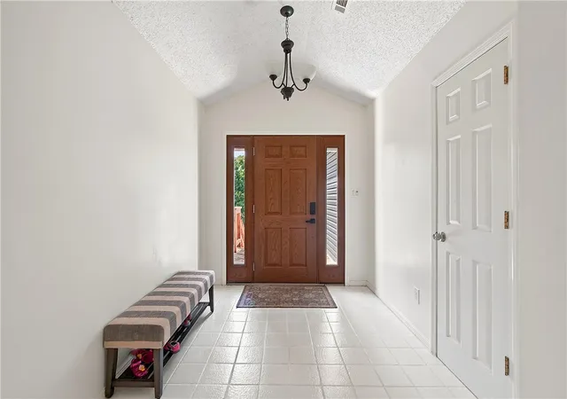 Photo 4 of Single family home for sale at 2841 E Hyland Park Rd, Fayetteville, AR 72701 | MLS# 1359059 | Listing updated on 2026-10-03