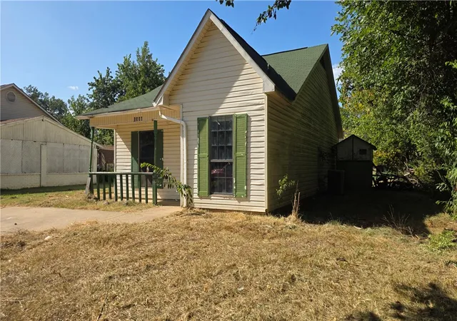 Photo 2 of Sale Pending at 1307 Boulder St, Danville, AR 72833 | MLS# 1359248 | Listing updated on 2026-09-03