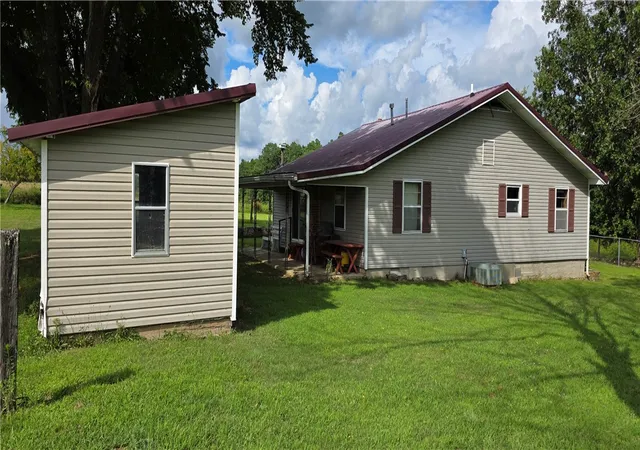 Photo 4 of Single family home for sale at 21537 S Highway 27, Marshall, AR 72650 | MLS# 1358953 | Listing updated on 2026-09-03