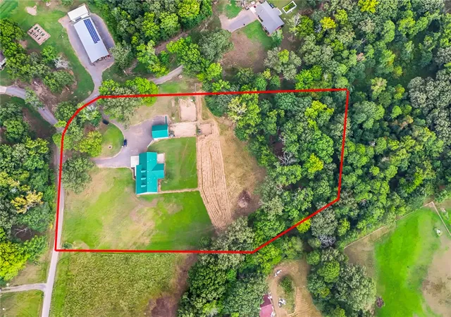 Photo 3 of Sale Pending at 10164 Autumn Ln, Dardanelle, AR 72834 | MLS# 1359213 | Listing updated on 2026-09-02