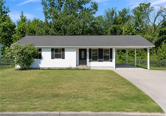 Photo 1 of Single family home for sale at 803 4th Avenue, Gravette, AR 72736 | MLS# 1359278 | Listing updated on 2026-08-30